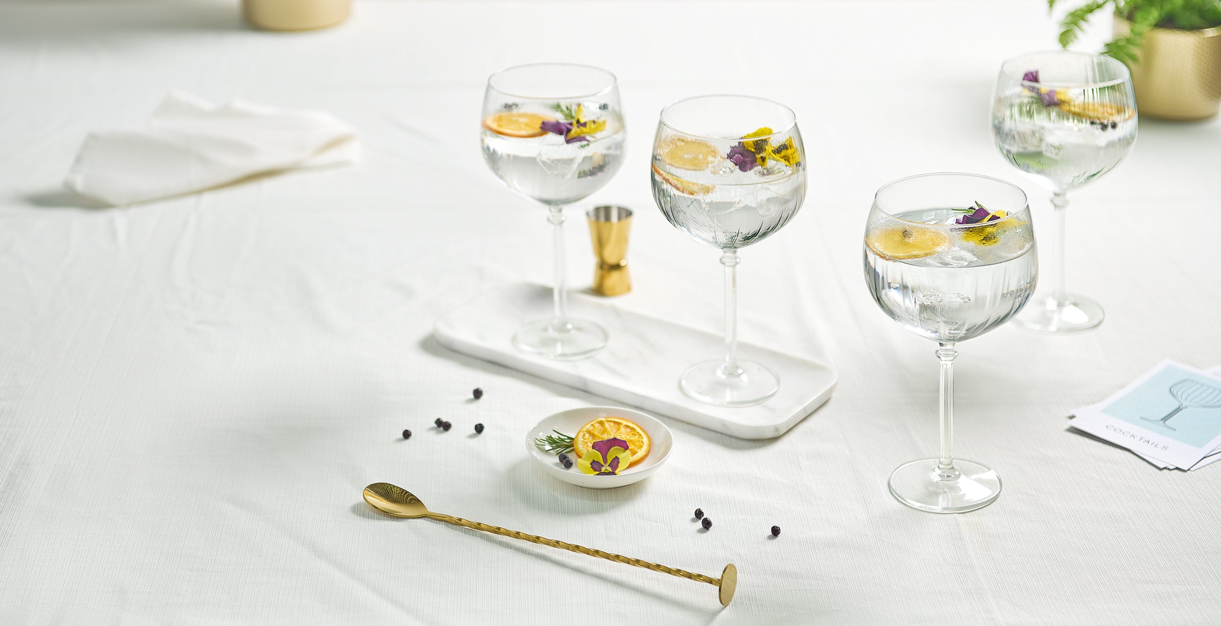 ROYAL Gin & Tonic 65cl - 4pcs