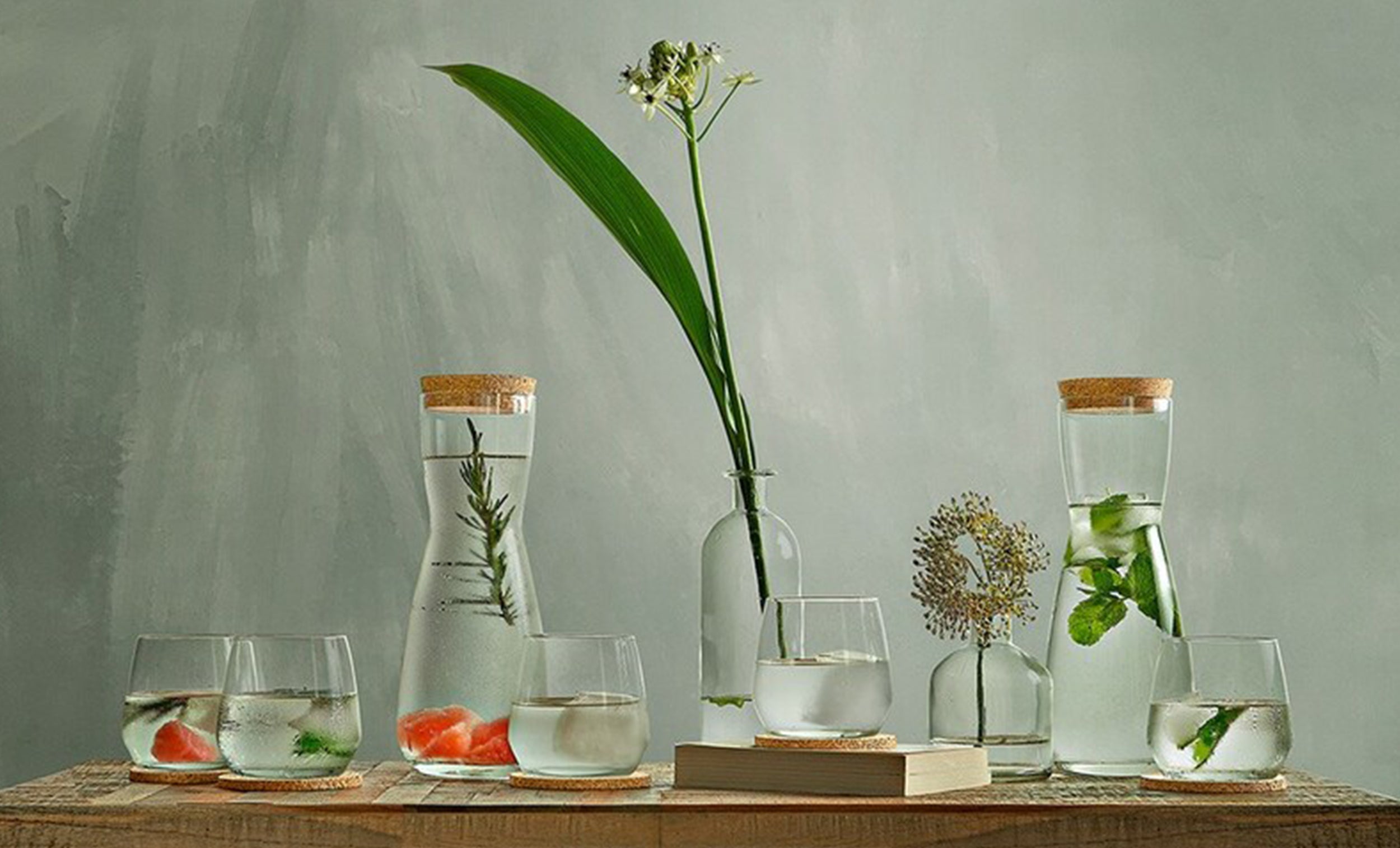 Set DEBONAIR (DECANTER + 4 TUMBLERS + 4 COASTERS + 1 LID)